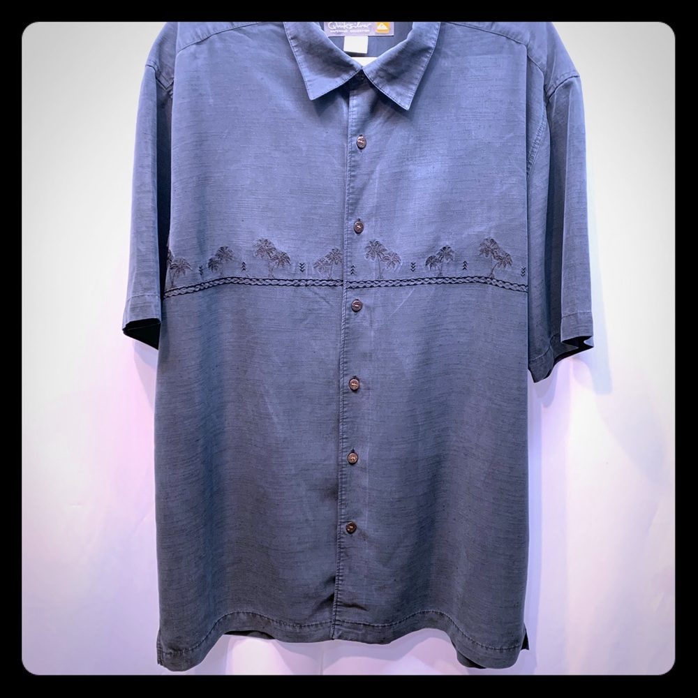 Quicksilver Waterman Collection Black Button down - Picture 2 of 5
